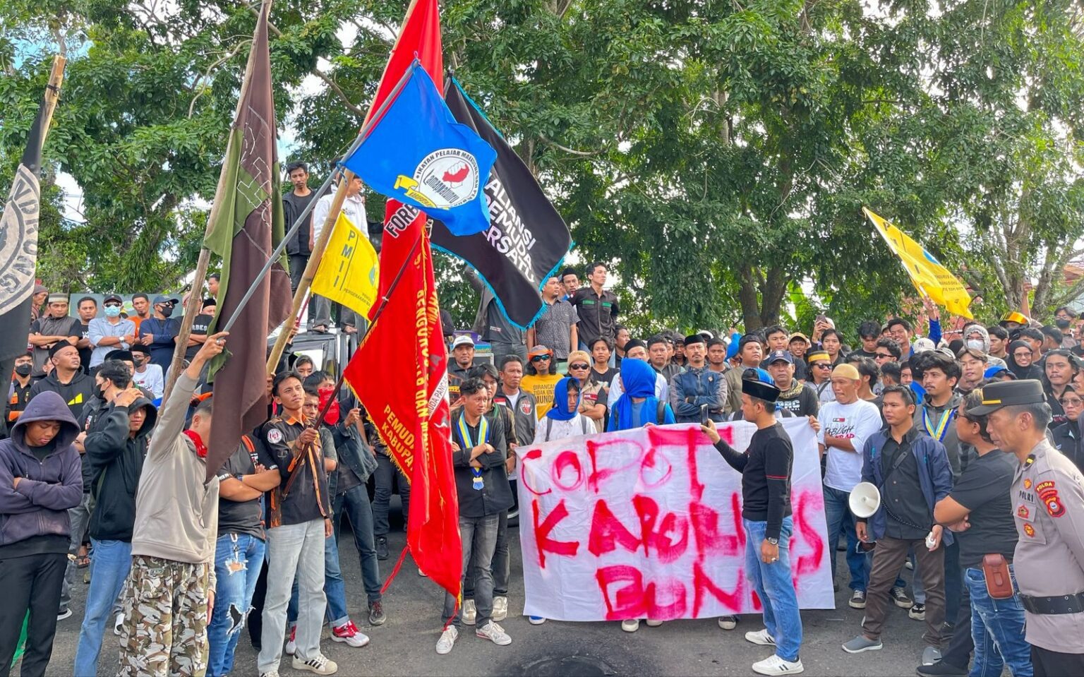 sumber : inikata.co.id