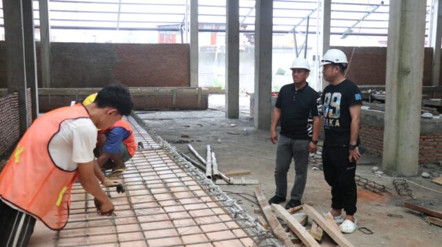 Bupati Irwan Pastikan Pasar Tomoni Jadi Sentra Ekonomi dan Ruang Publik yang Lebih Baik